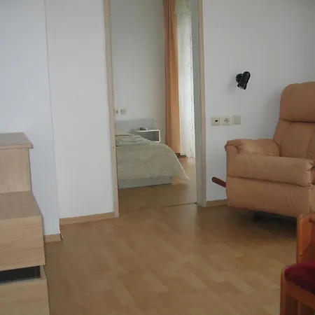 מלון Family Verona 3*