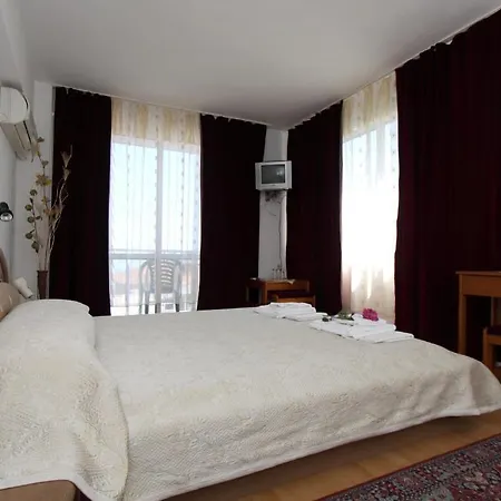 верона Хотел 3*