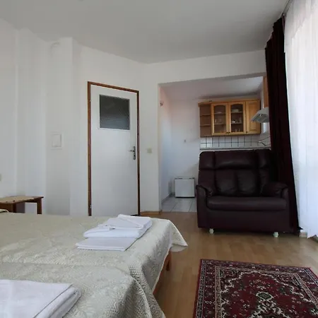 Хотел верона Созопол